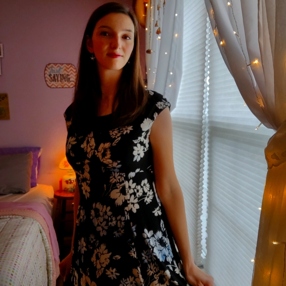 ❤Chaps Black Floral Dress